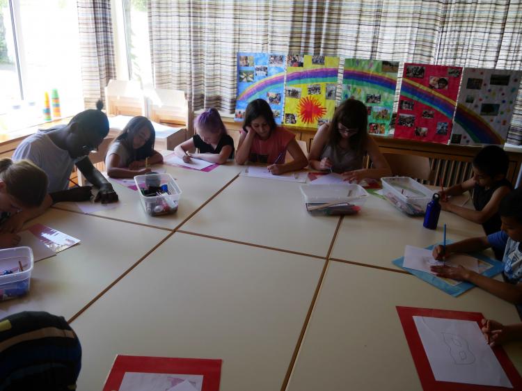 Die Schulen des Friedens stärken die Integration durch Freizeiten in verschiedenen deutschen Städten